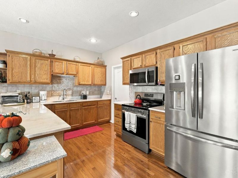 5772 St James Place, Green Township, OH 45239 Photo 13