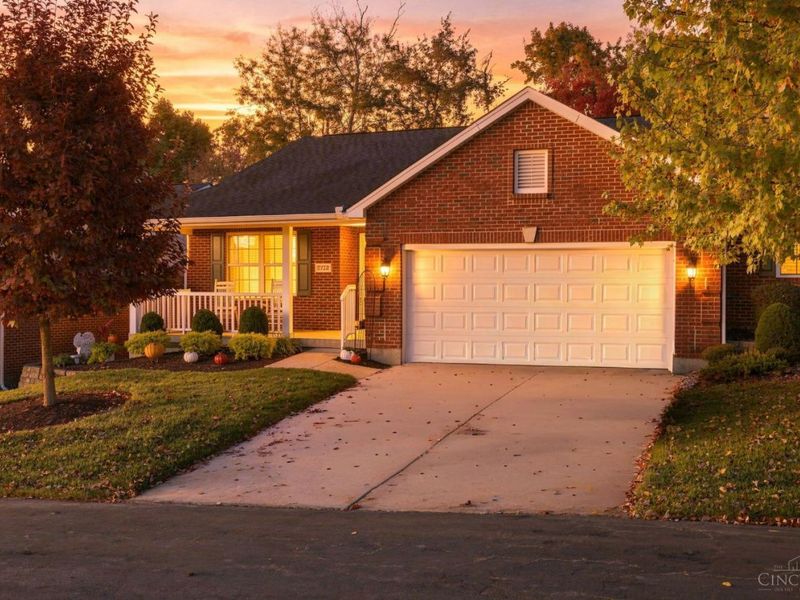 5772 St James Place, Green Township, OH 45239 Photo 2