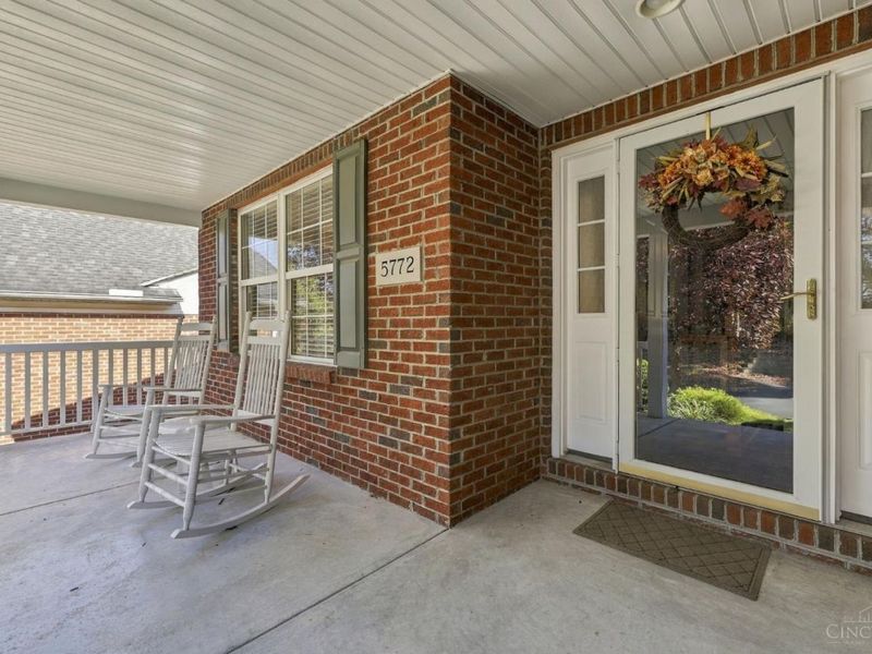 5772 St James Place, Green Township, OH 45239 Photo 5