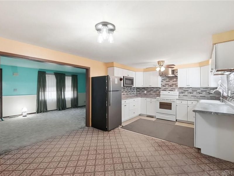 675 Whaley Road, New Carlisle, OH 45344 Photo 9