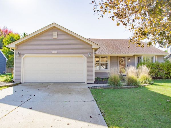 1043 Plum Tree Drive , Crystal Lake, IL 60014