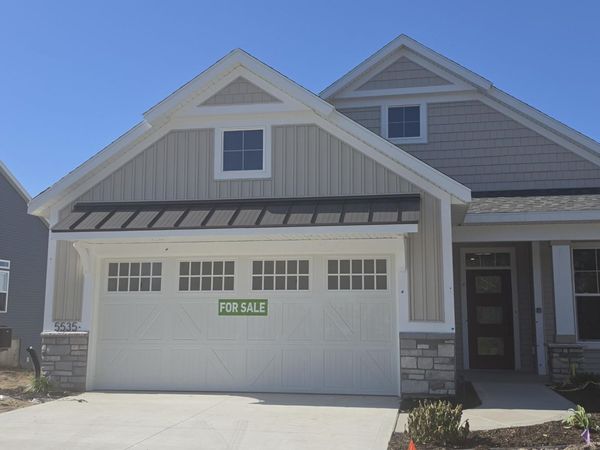 5535 Canal Avenue SW, Unit 62, Wyoming, MI 49418
