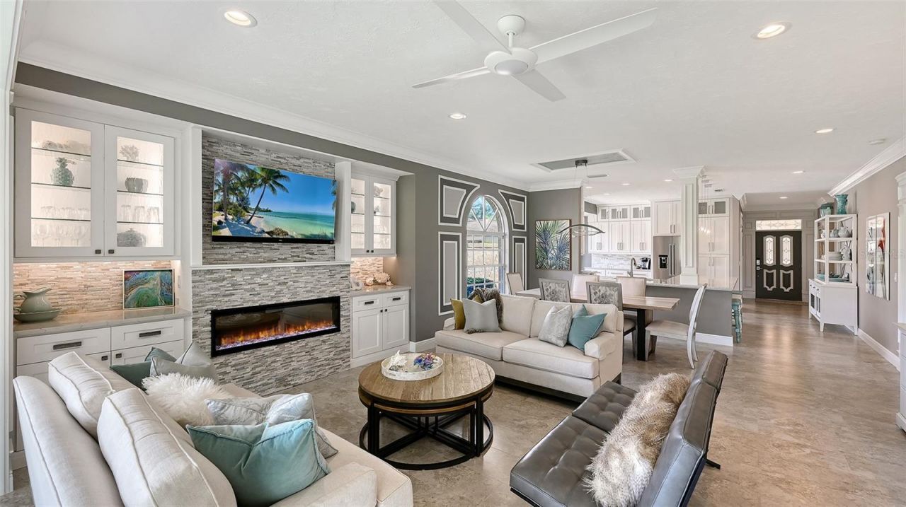 3407 Hadfield Greene, Unit 13, Sarasota, FL 34235 Photo
