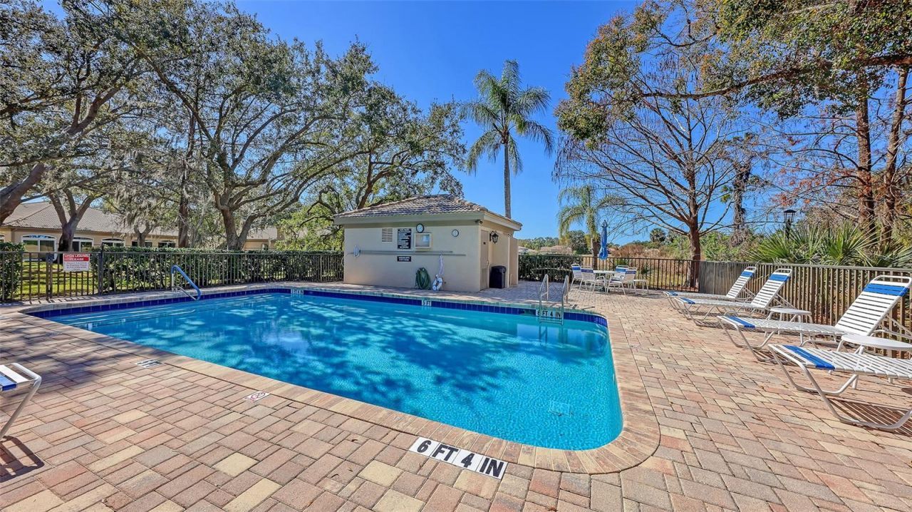 3407 Hadfield Greene, Unit 13, Sarasota, FL 34235 Photo