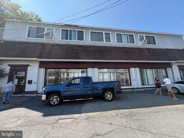 1935 W MARKET STREET , POTTSVILLE, PA 17901