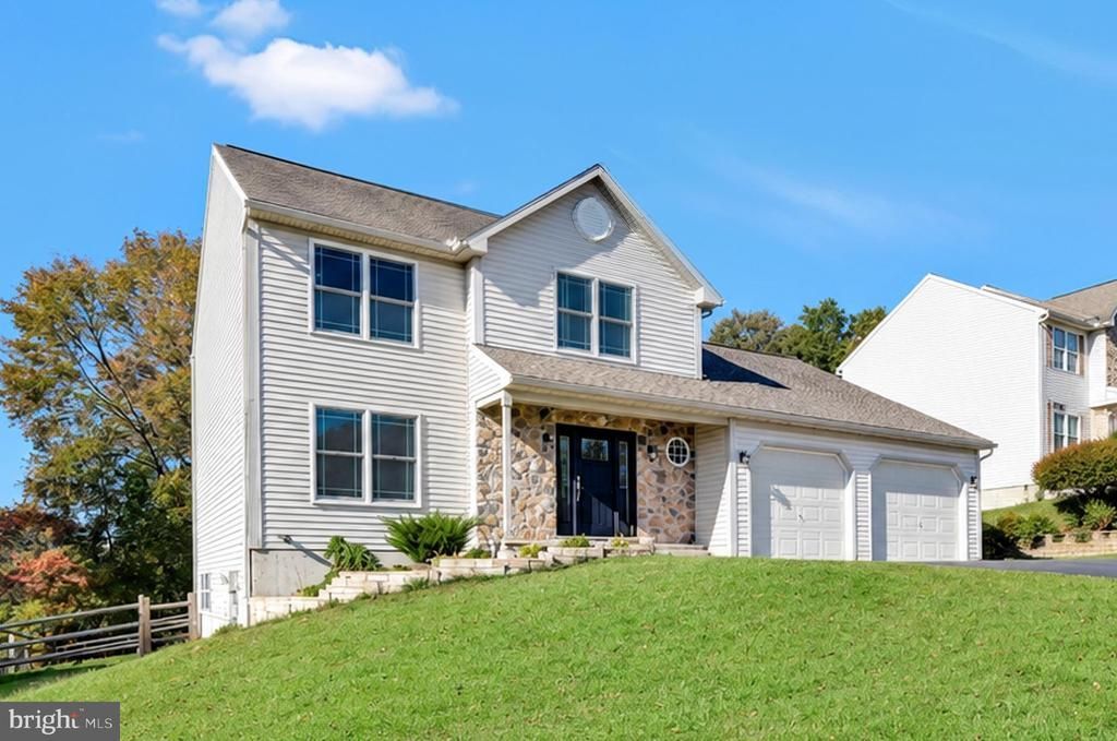 626 S STONEY RUN ROAD , POTTSVILLE, PA 17901