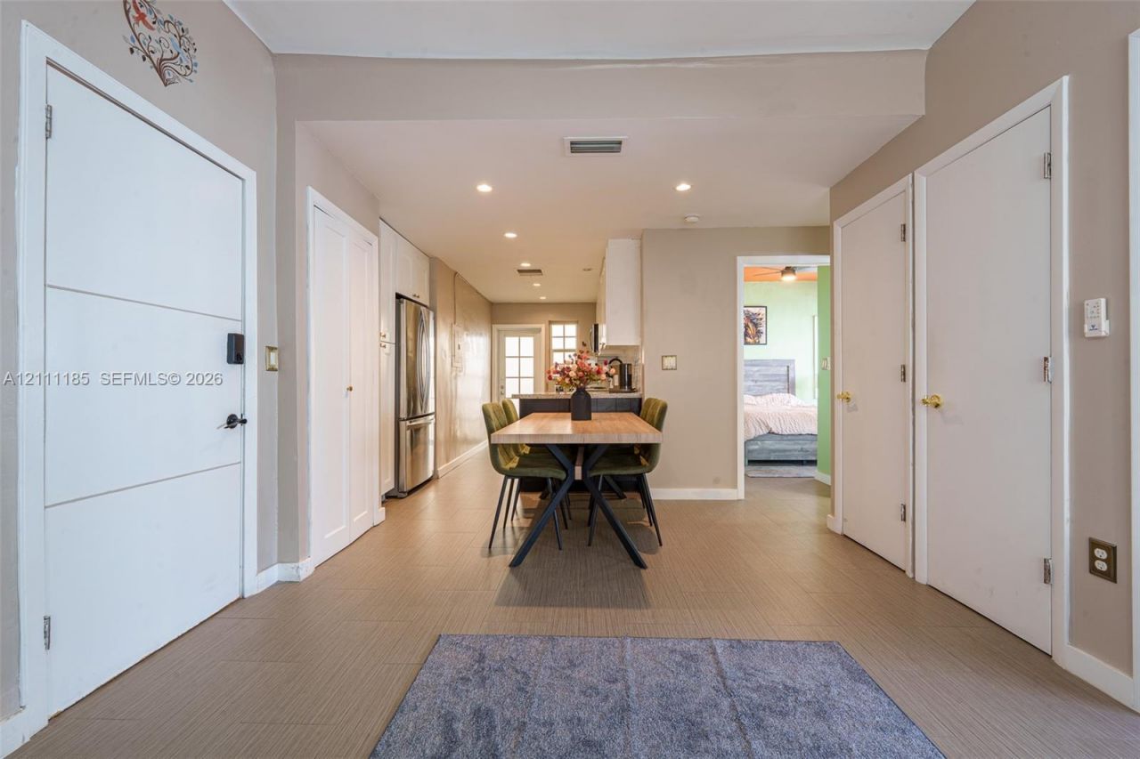 1351 Meridian Ave, Unit 5, Miami Beach, FL 33139 Photo