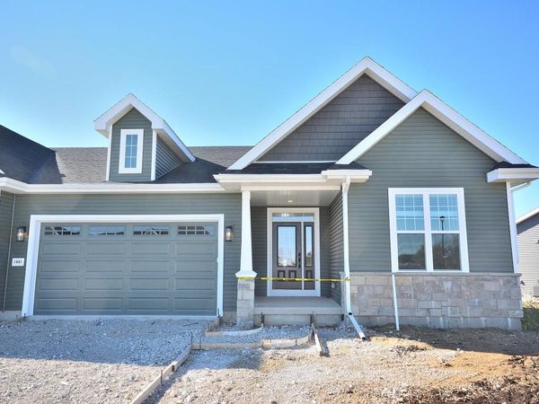 1081 Elderberry ROAD, Oconomowoc, WI 53066