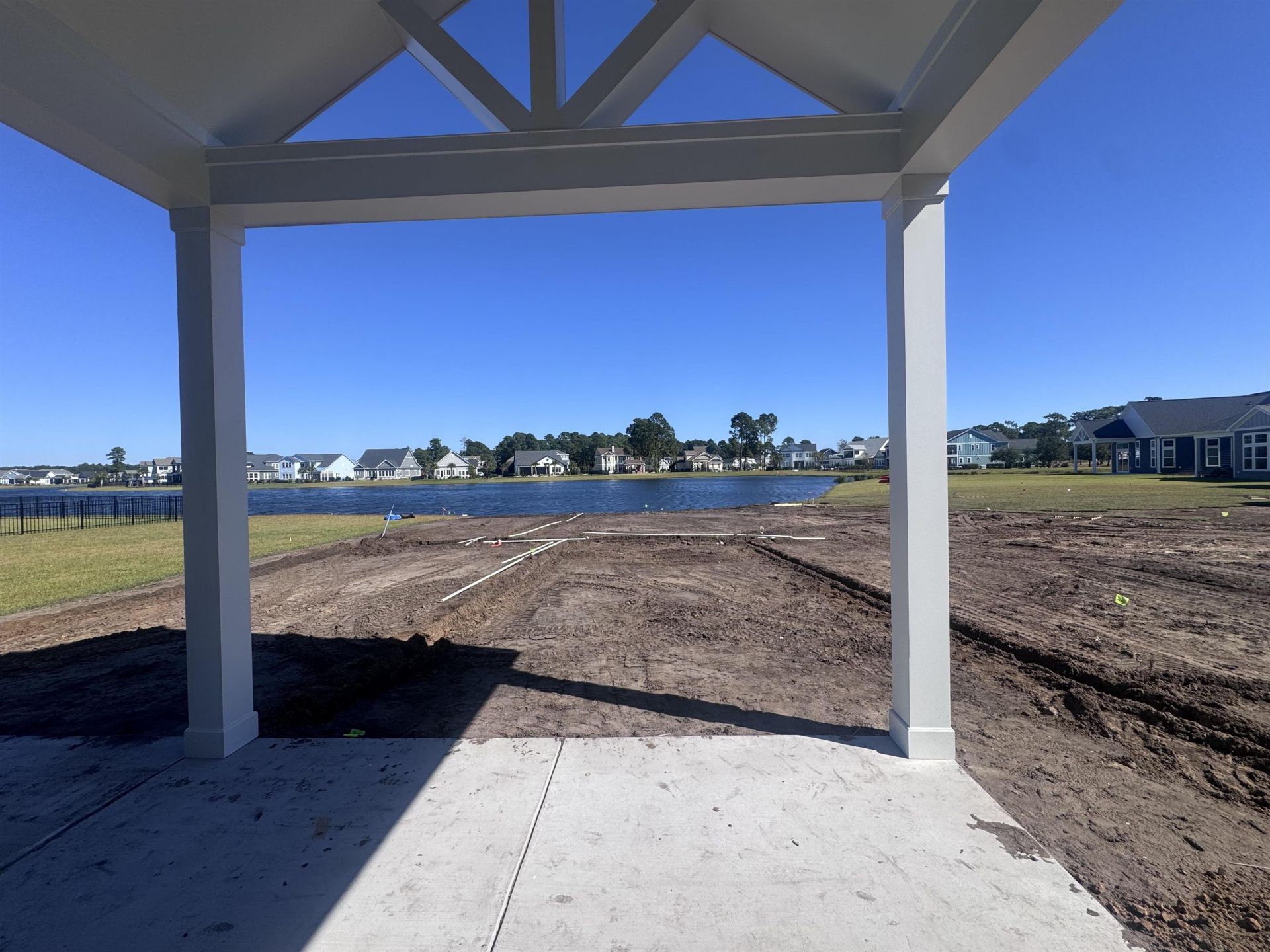 437 Starlit Way  Photo 2