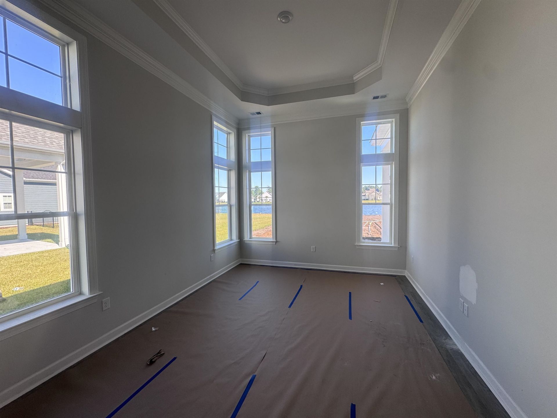 437 Starlit Way  Photo 5