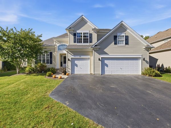 131 Glenbrook Circle , Gilberts, IL 60136