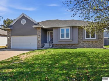 4623 S 168th Avenue, Omaha, NE 68135