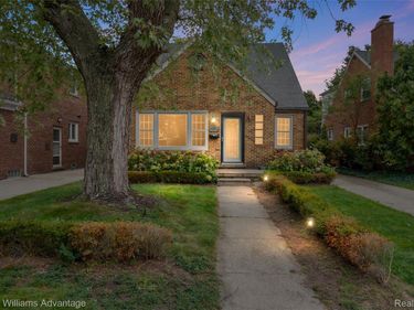 410 Catalpa Drive, Royal Oak, Mi 48067