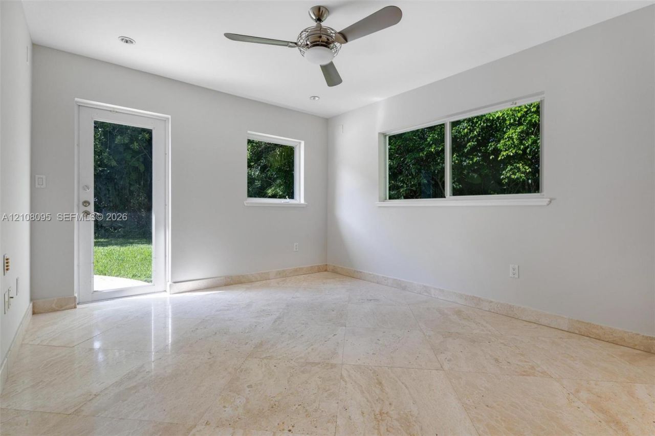 7440 SW 126th St , Pinecrest, FL 33156 Photo