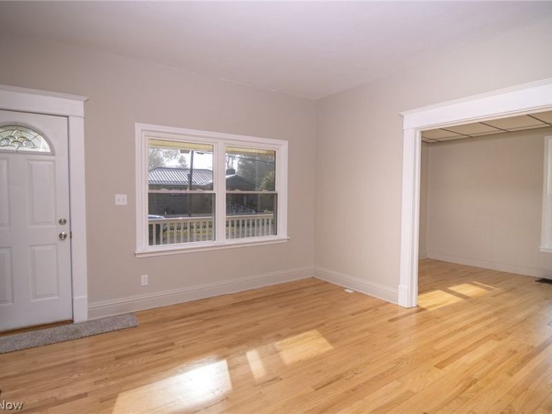 212 Central Avenue, Tiltonsville, OH 43963 Photo 5