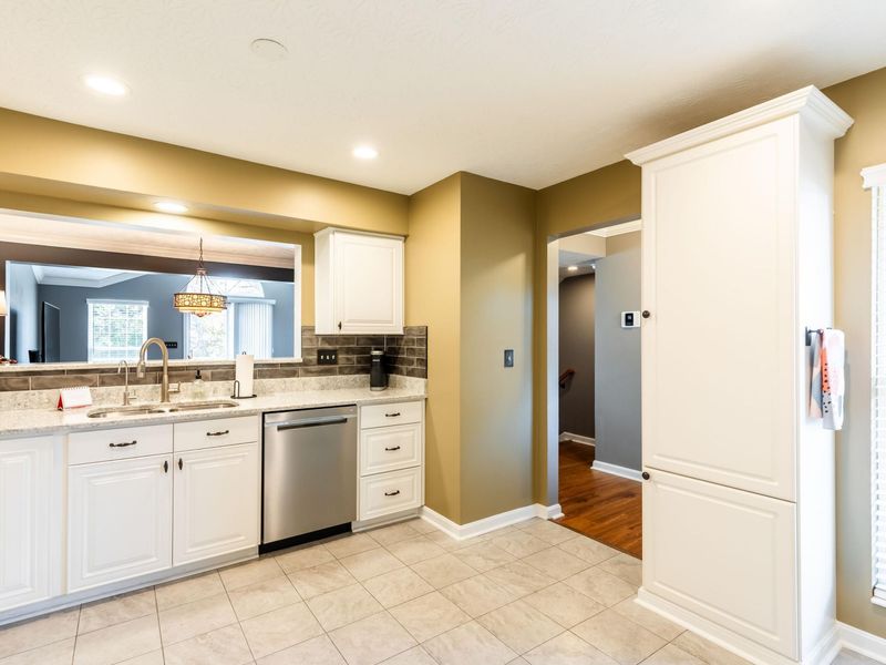 8544 Wiltshire Way, Florence, KY 41042 Photo 9