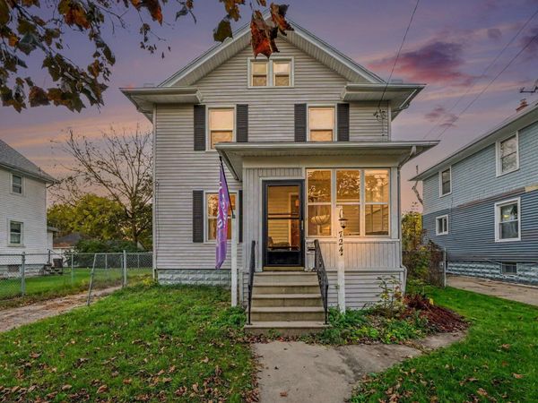 724 4th Street, Jackson, MI 49203