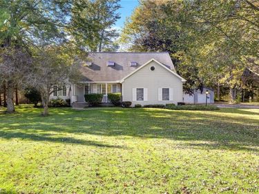 6920 Cedar St Street, Akron, NY 14001
