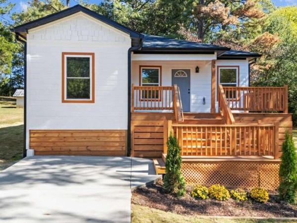 30 East Drive NE, Rome, GA 30165