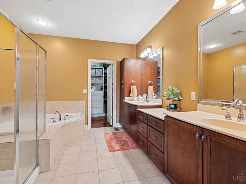 4335 Logsdons Woods Drive, Liberty Township, OH 45011 Photo 17
