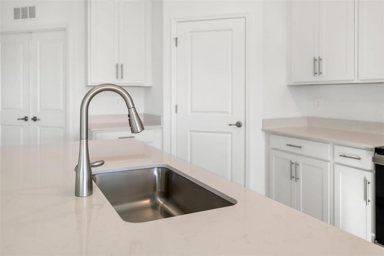 19015 Scallop Loop , Unit 204, Lakewood Ranch, FL 34211 Photo