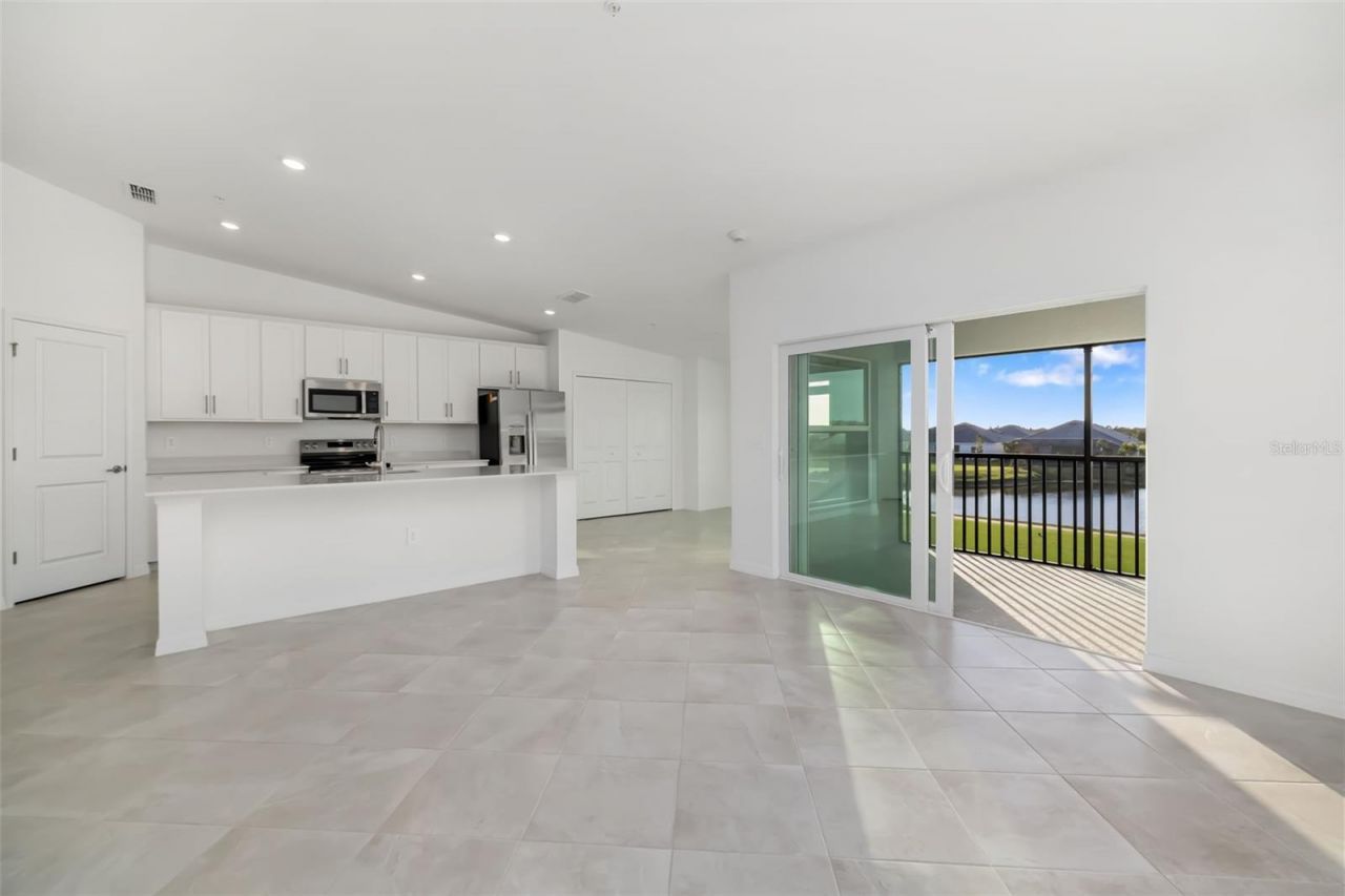 19015 Scallop Loop , Unit 204, Lakewood Ranch, FL 34211 Photo