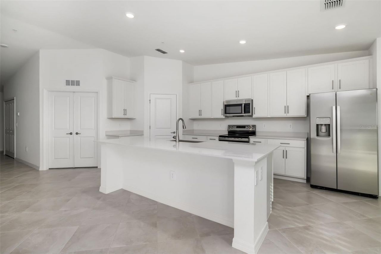 19015 Scallop Loop , Unit 204, Lakewood Ranch, FL 34211 Photo