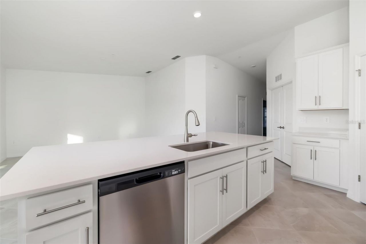 19015 Scallop Loop , Unit 204, Lakewood Ranch, FL 34211 Photo