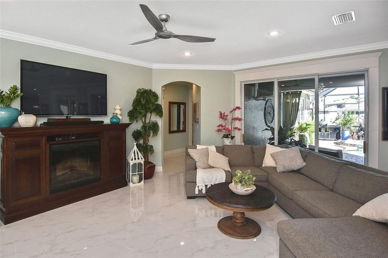 1711 Pinyon Pine Drive, Sarasota, FL 34240 Photo