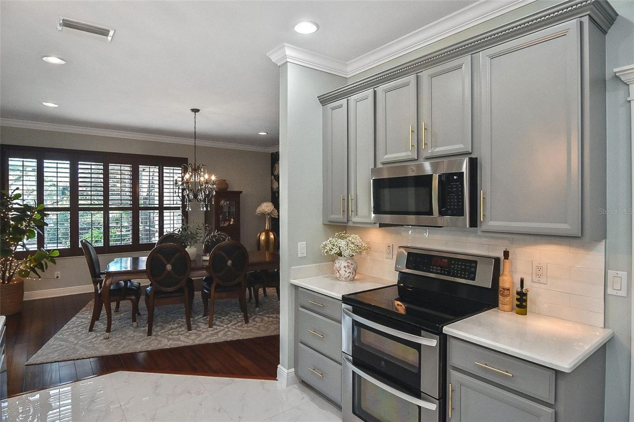 1711 Pinyon Pine Drive, Sarasota, FL 34240 Photo