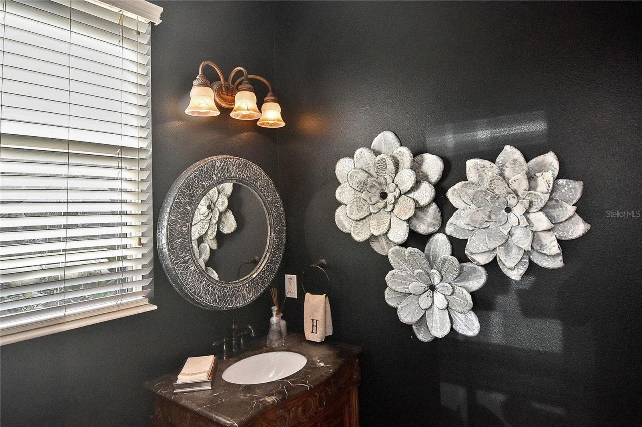 1711 Pinyon Pine Drive, Sarasota, FL 34240 Photo
