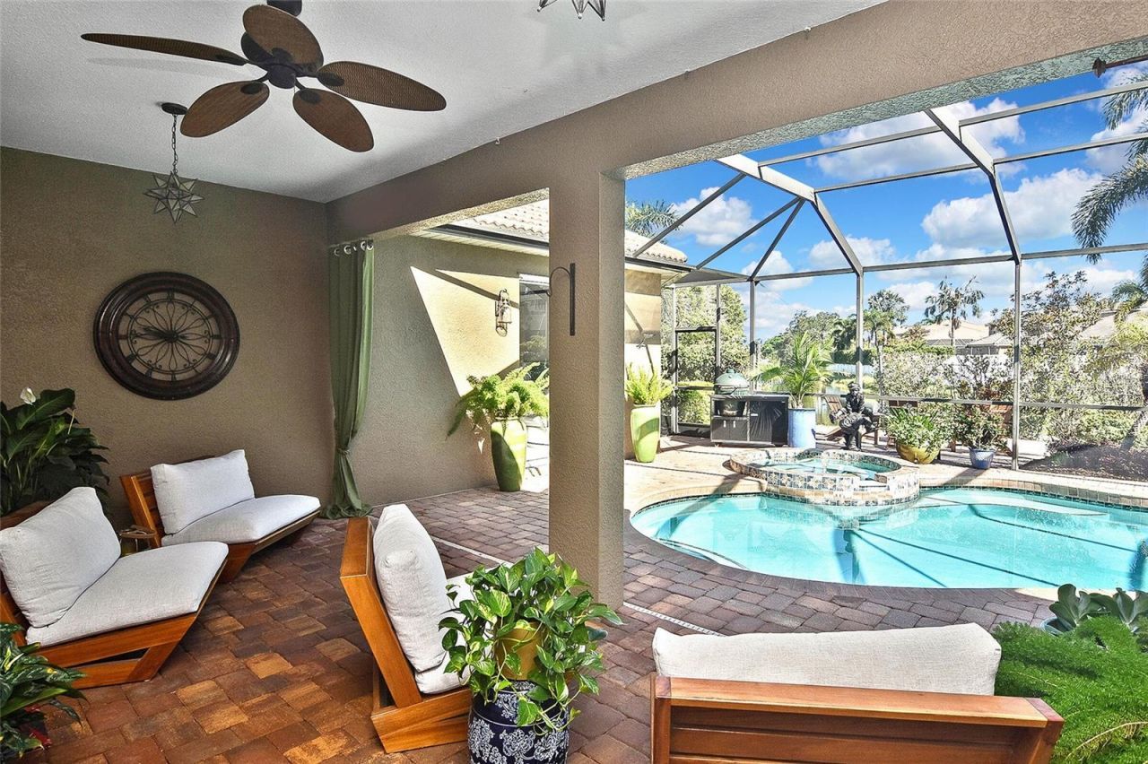 1711 Pinyon Pine Drive, Sarasota, FL 34240 Photo