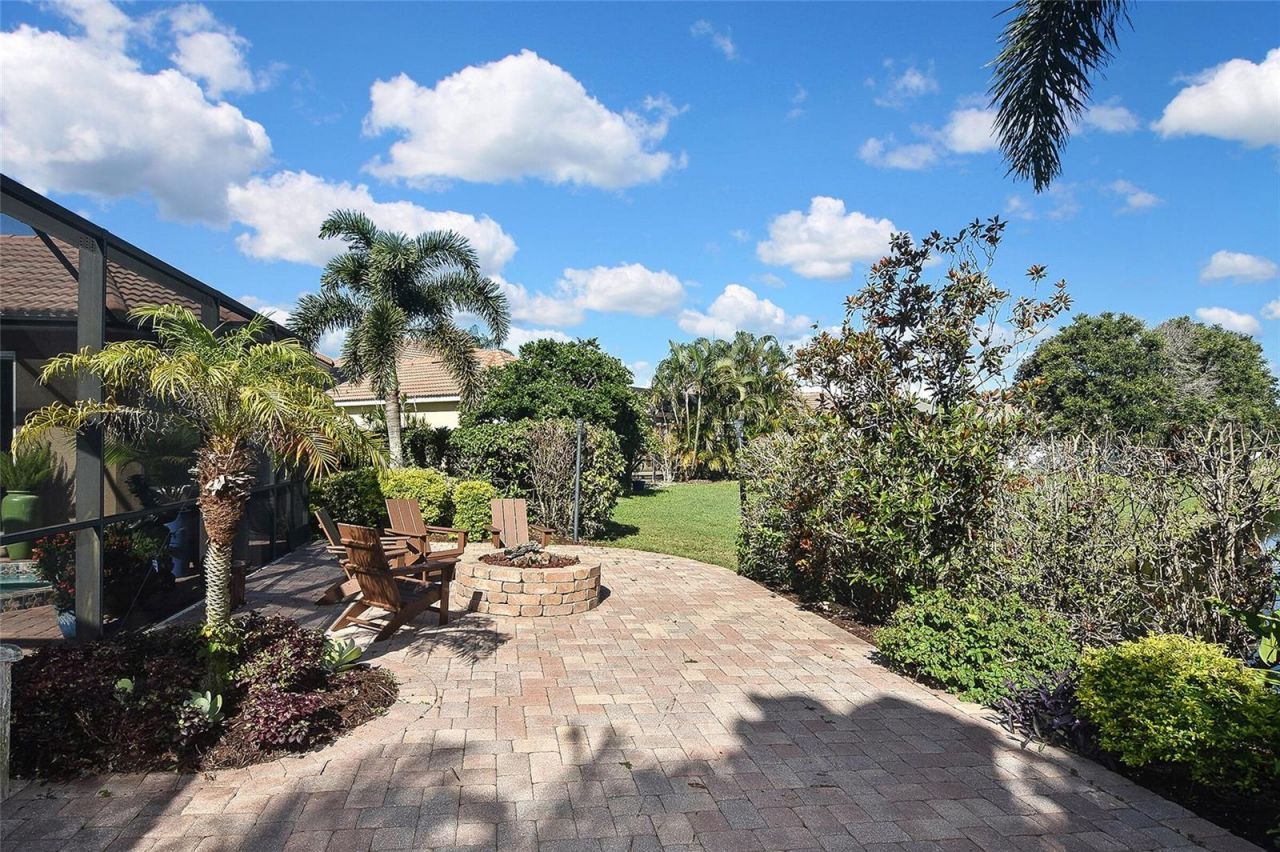 1711 Pinyon Pine Drive, Sarasota, FL 34240 Photo
