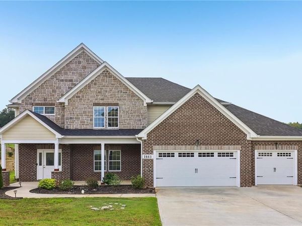 2863 Shoals Hill Court , Dacula, GA 30019