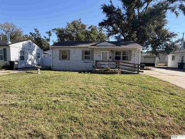 4525 S 61st Avenue, Omaha, NE 68117