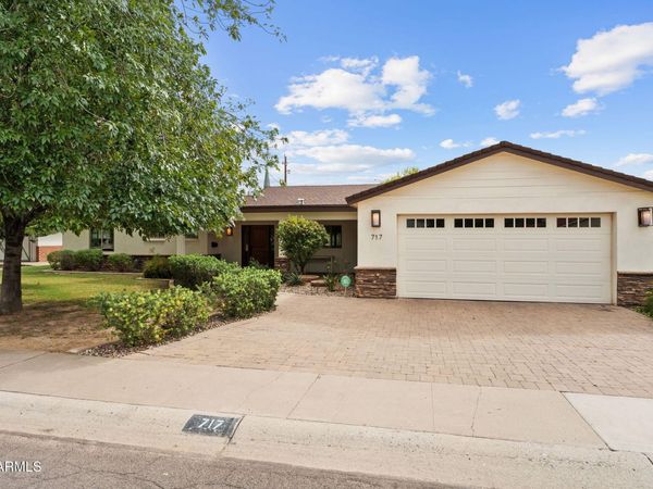 717 W FLYNN Lane, Phoenix, AZ 85013