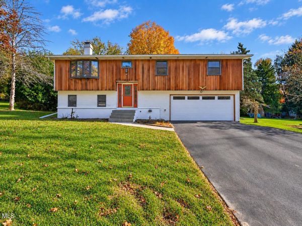 34 Pine Avenue, Wynantskill, NY 12198
