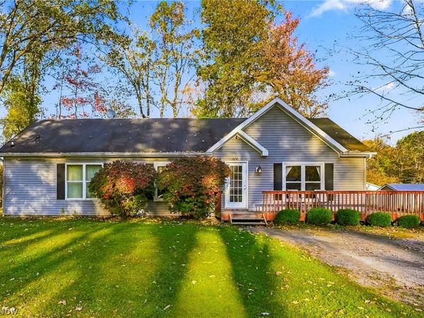 605 Oriole , Roaming Shores, OH 44084