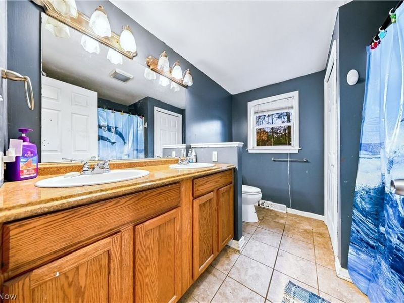605 Oriole, Roaming Shores, OH 44084 Photo 17