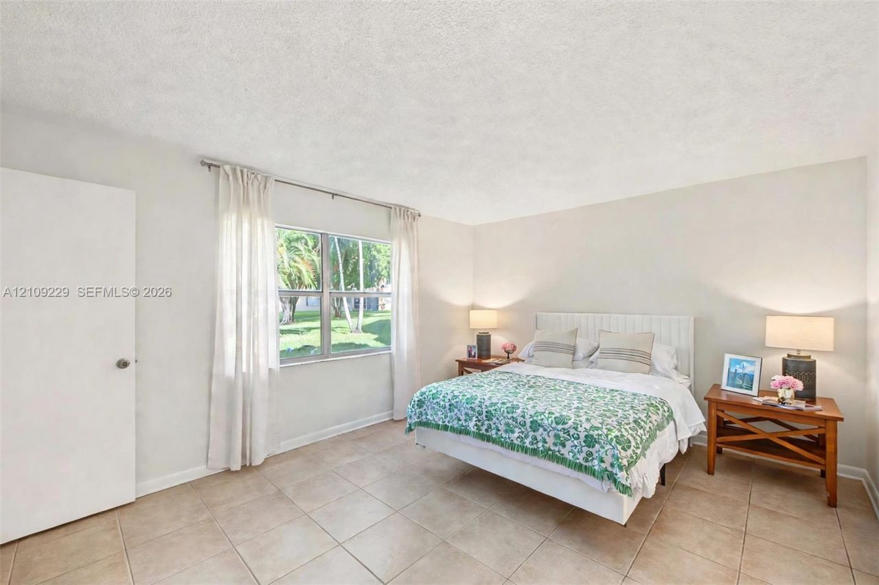 9301 Sunrise Lakes Blvd , Unit 105, Sunrise, FL 33322 Photo