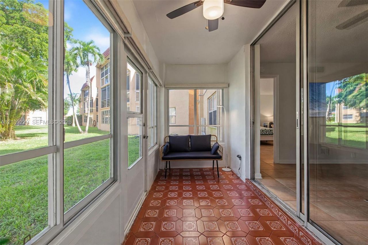 9301 Sunrise Lakes Blvd , Unit 105, Sunrise, FL 33322 Photo