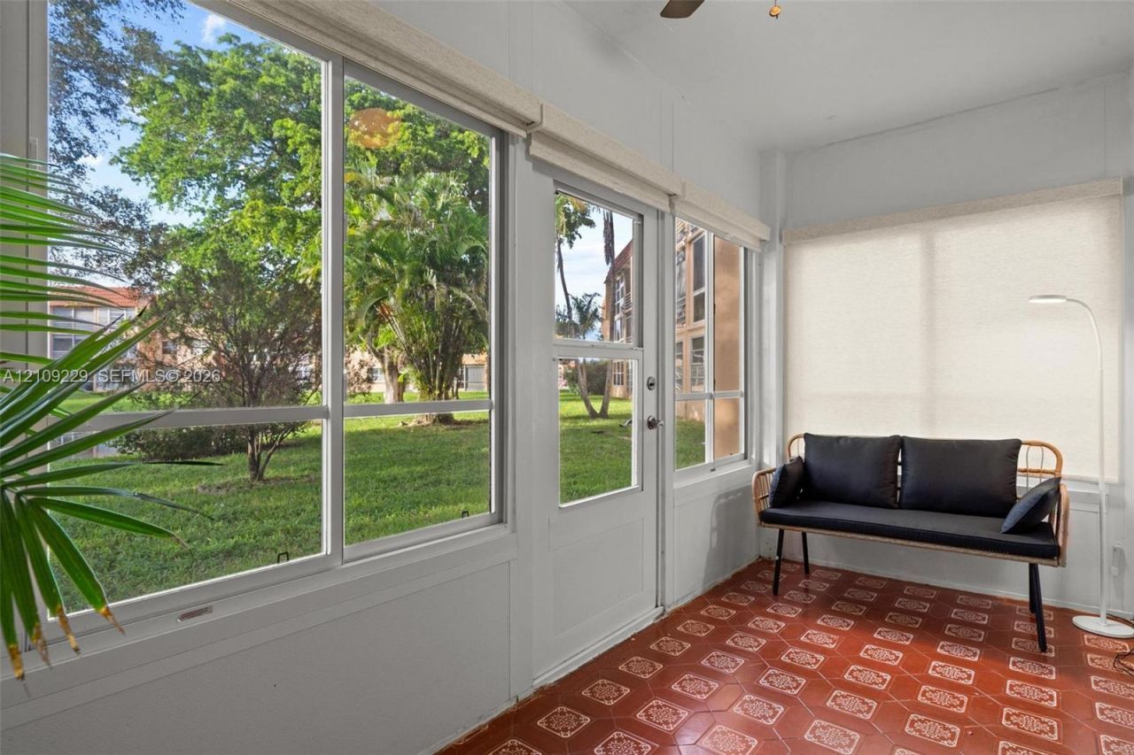 9301 Sunrise Lakes Blvd , Unit 105, Sunrise, FL 33322 Photo