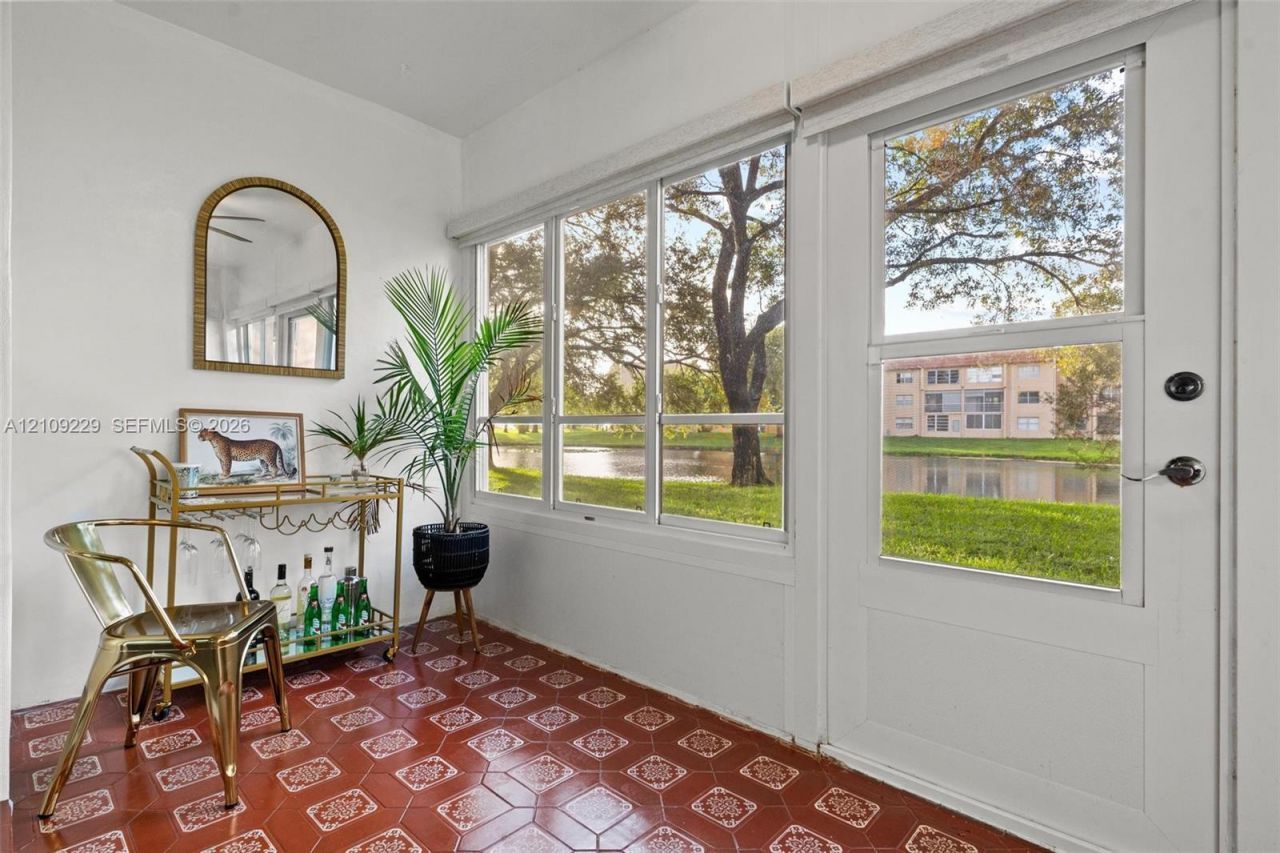9301 Sunrise Lakes Blvd , Unit 105, Sunrise, FL 33322 Photo