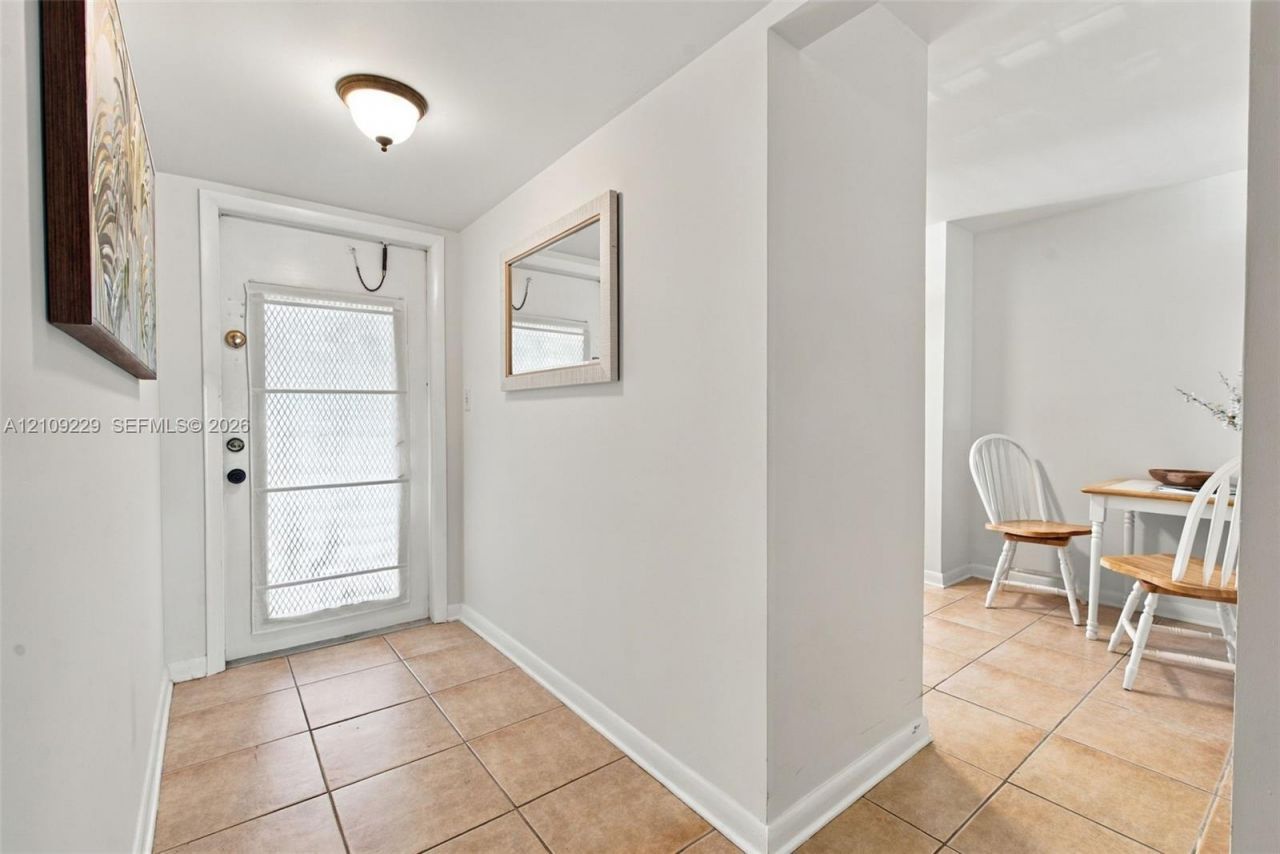 9301 Sunrise Lakes Blvd , Unit 105, Sunrise, FL 33322 Photo