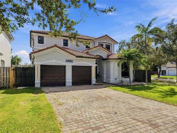 10852 SW 245th St , Homestead, FL 33032