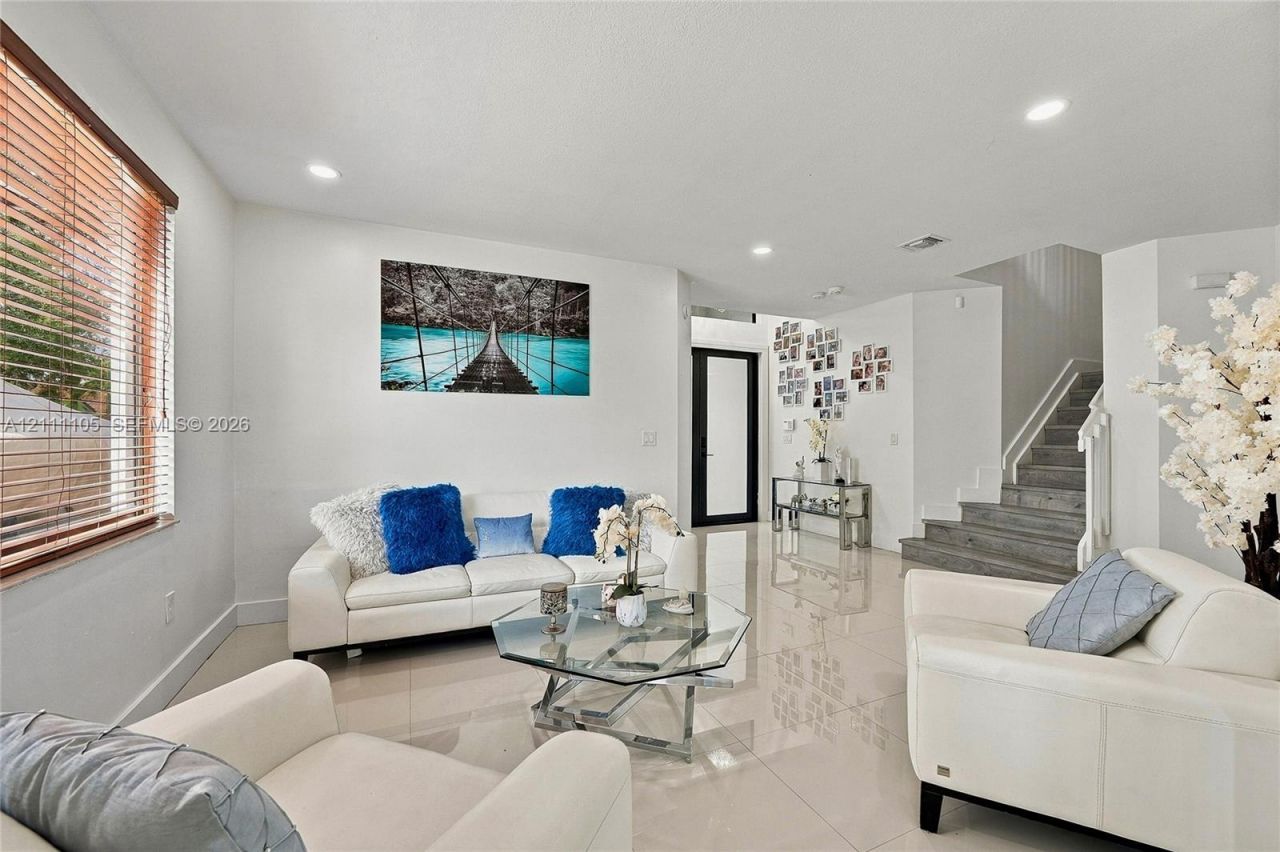 10852 SW 245th St , Homestead, FL 33032 Photo