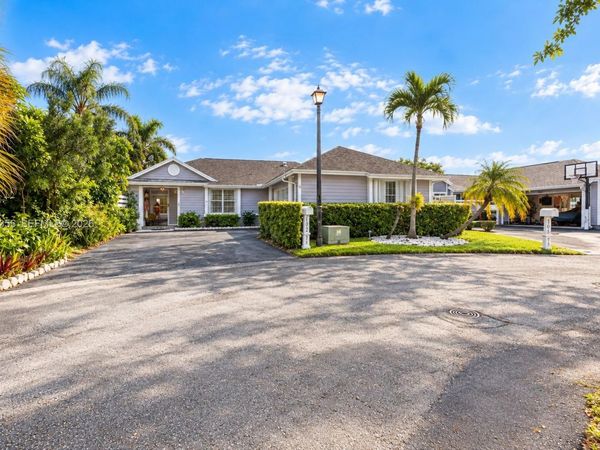 10225 SW 141st Ct , Miami, FL 33186