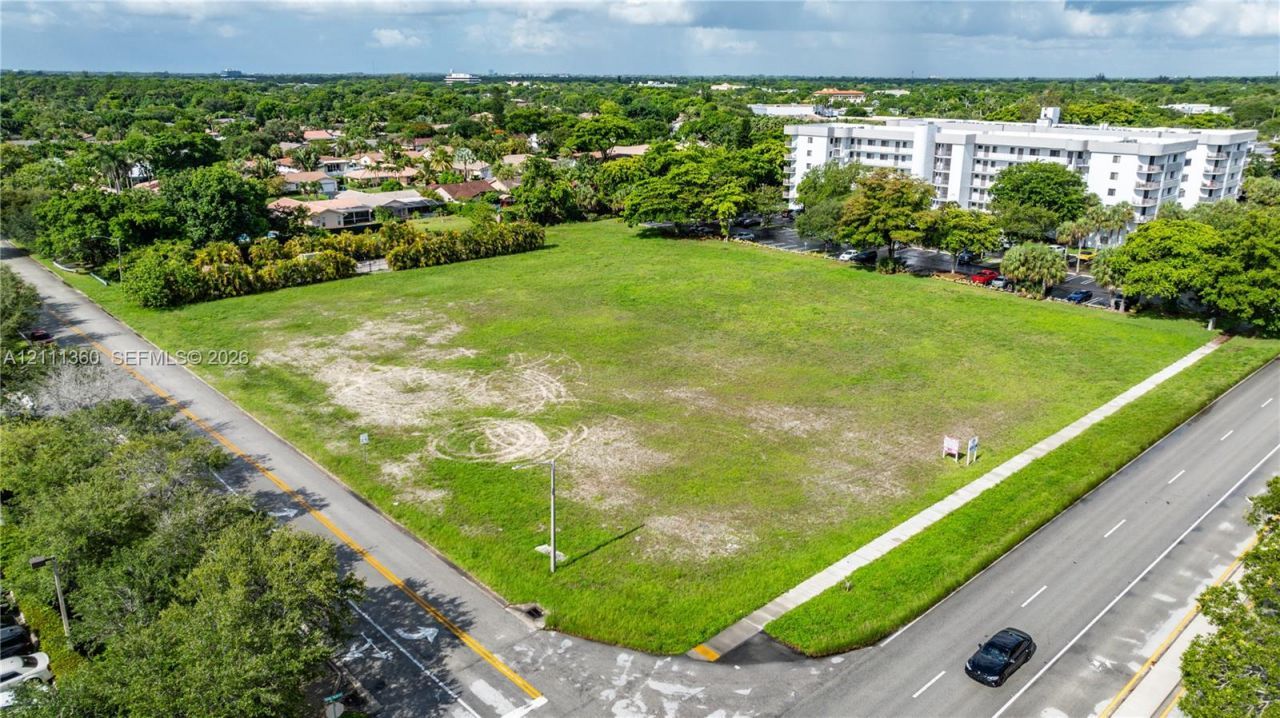 Royal Palm Dr , Coral Springs, FL 33071 Photo