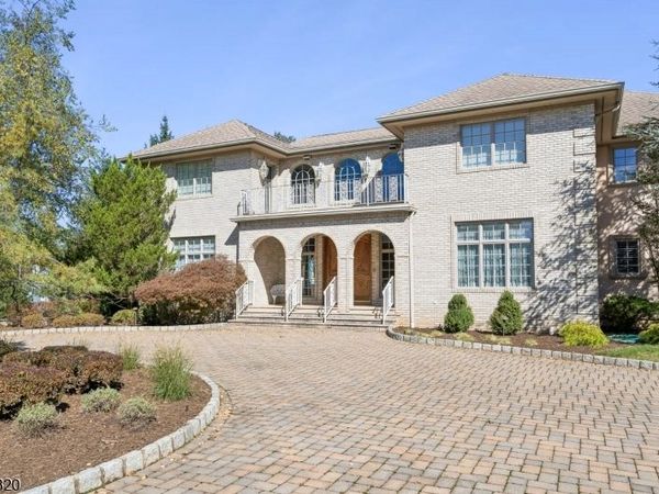 3 Allen Rd, North Caldwell, NJ 07006