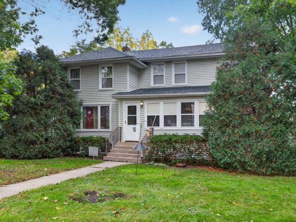 10912 N Woodstock Street , Huntley, IL 60142